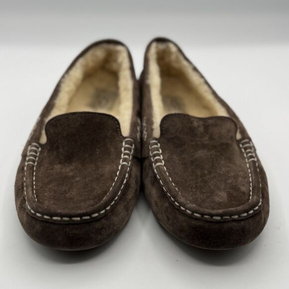 UGG Ansley Women’s Brown Suede Moccasin Slippers Sheepskin Wool Lined Size 8 - Picture 1 of 12
